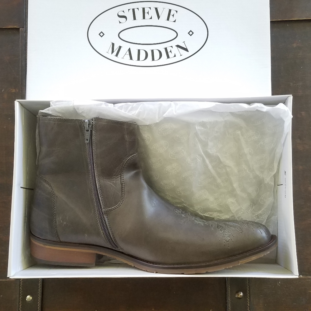 🍁Steve Madden Floral Embroidered Boots🍁